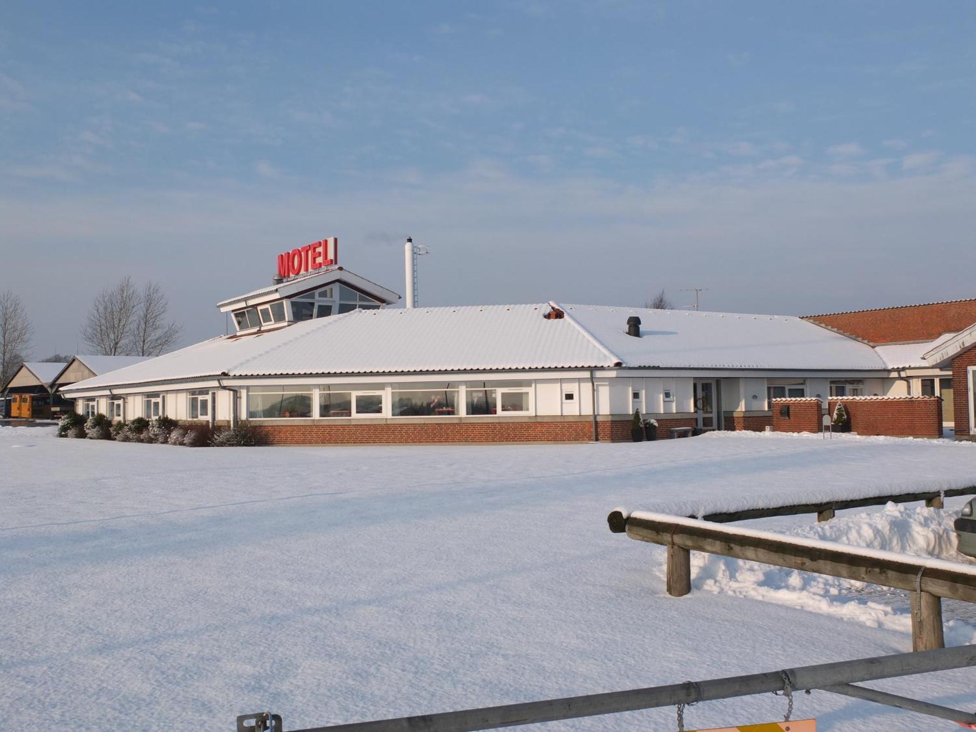 Motel Spar 10 Viborg Dış mekan fotoğraf